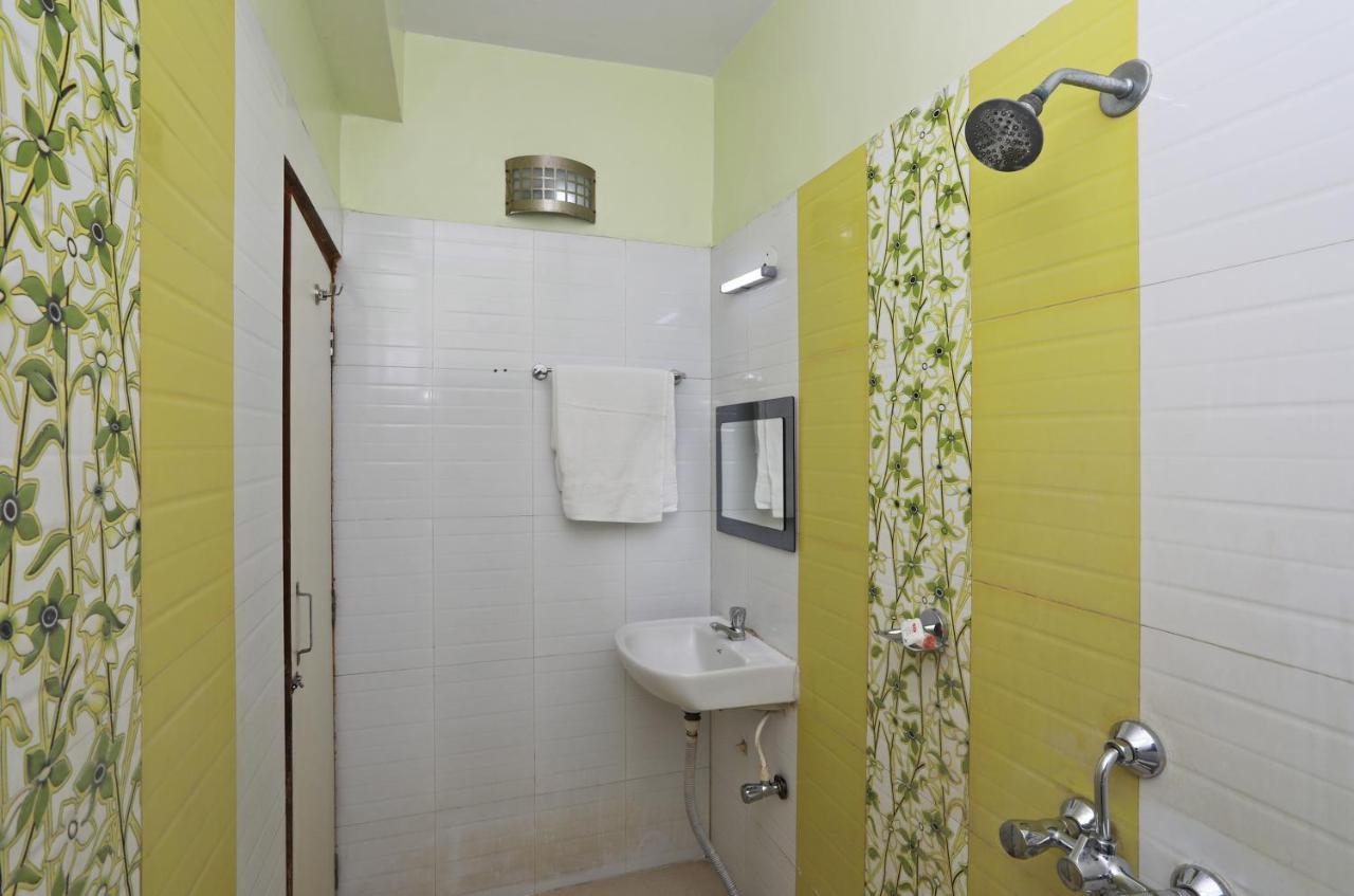 כלכותה Oyo 14818 Sudarshan Apartment מראה חיצוני תמונה