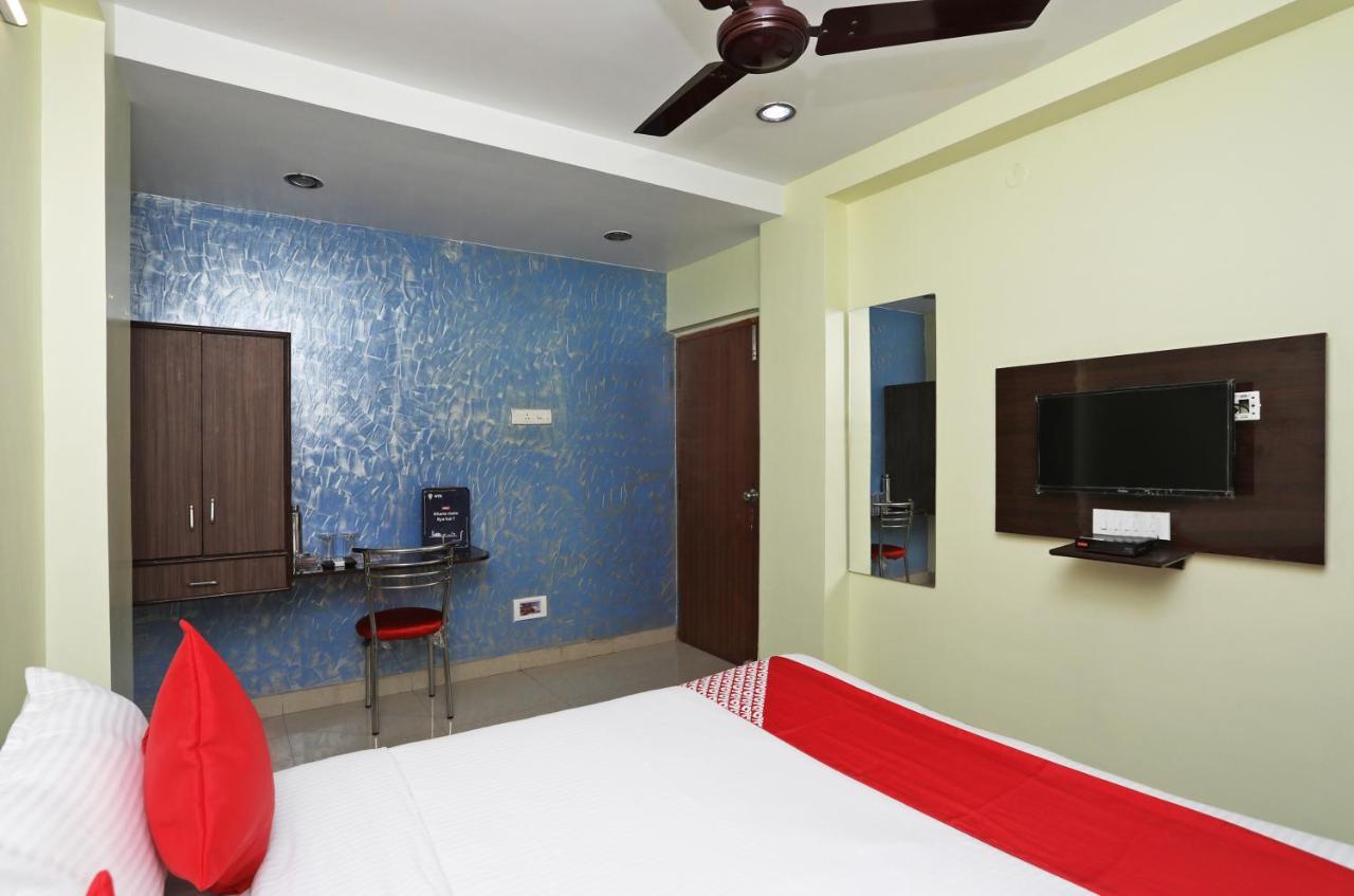 כלכותה Oyo 14818 Sudarshan Apartment מראה חיצוני תמונה